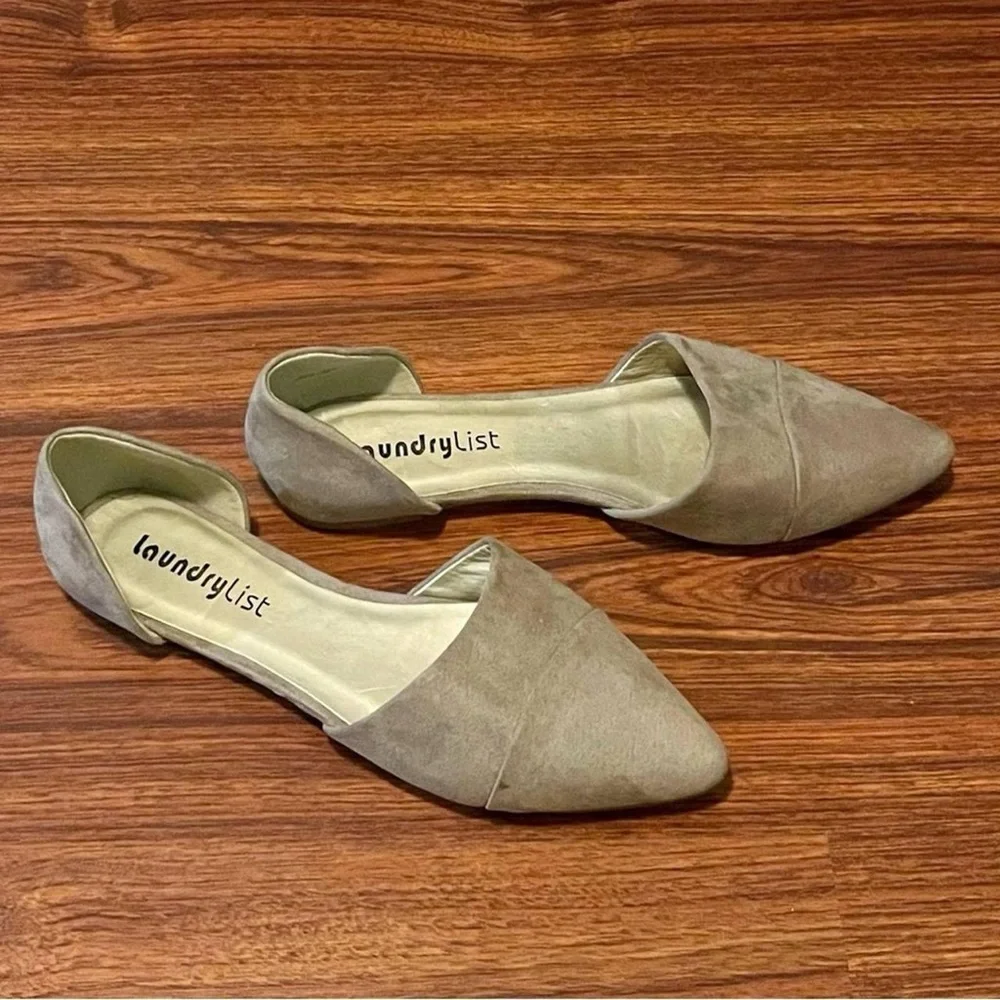 Laundry List Taupe Flats Faux Suede Size 7.5